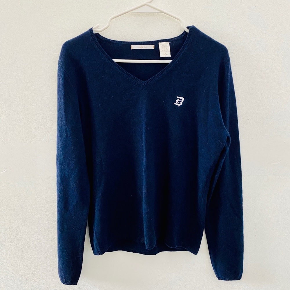 Detroit Tigers V-Neck Navy Sweater Women’s Cut